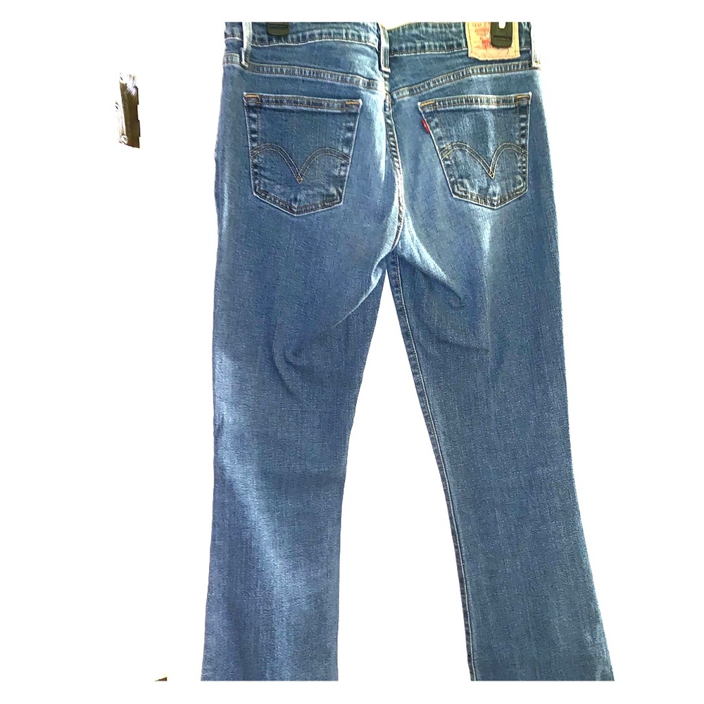 Levi Superlow BootCut Size 7 Long!